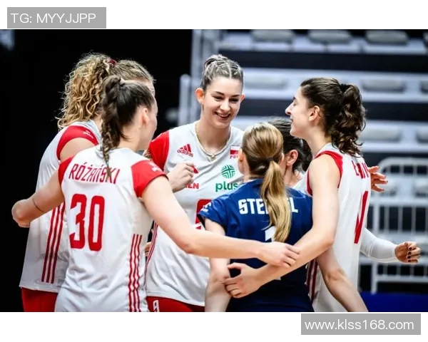 上海羽毛球队在总决赛积分榜上以67分稳居第一名展现强劲实力