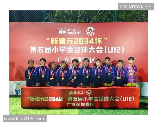 深圳足球队在精英赛中的强劲表现与未来展望分析